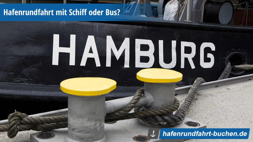 Schiff an den Landungsbrücken Hamburg