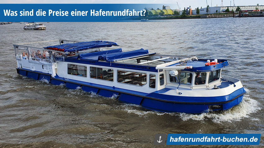 Große Barkasse auf Hafenrundfahrt in Hamburg